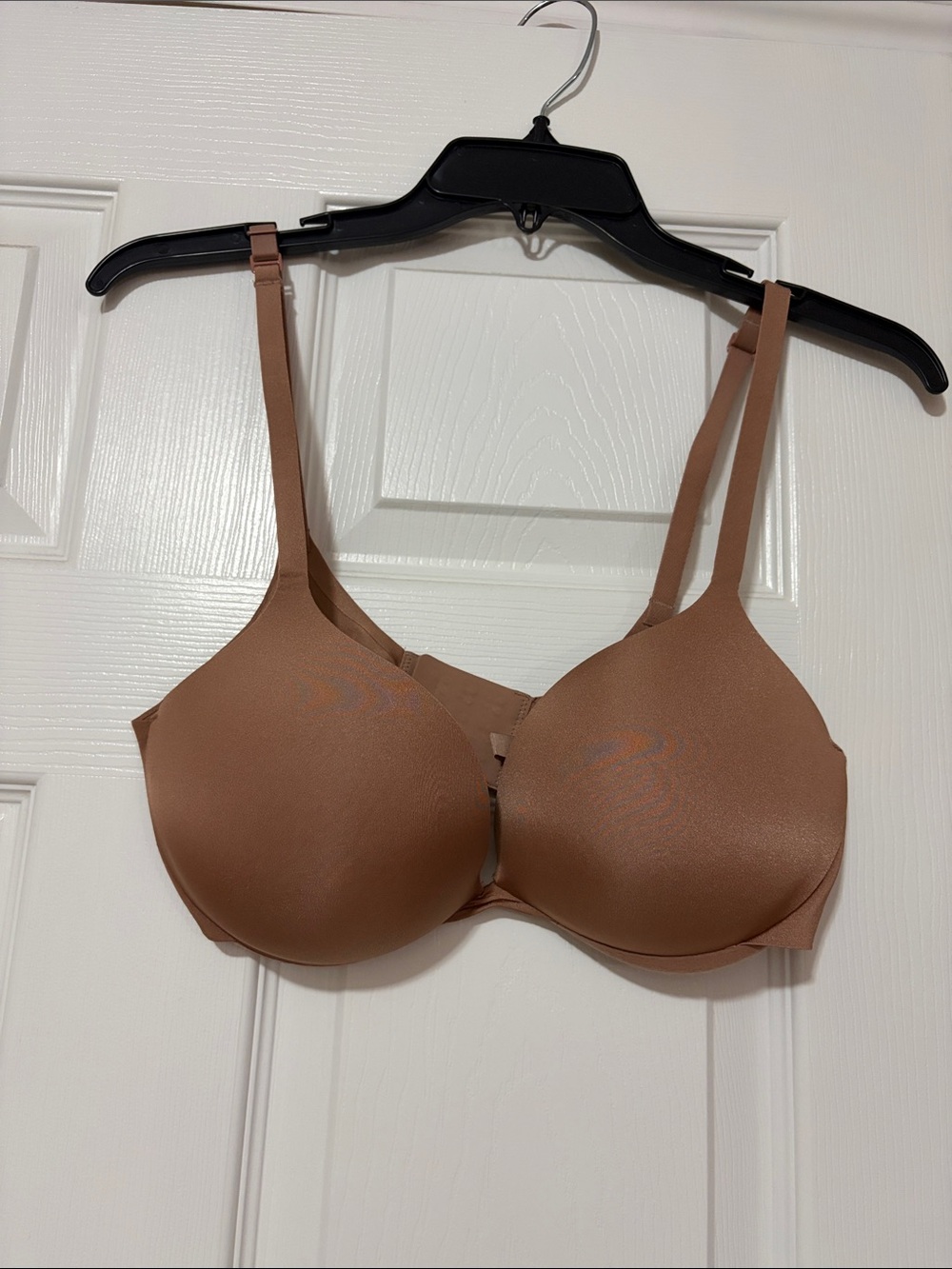SKIMS Smooth Contour Bra in Brown